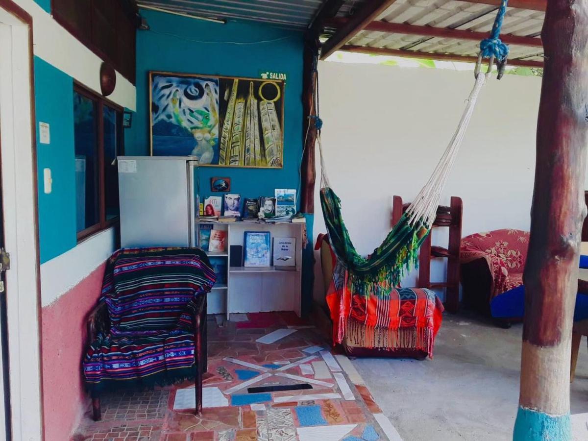 Alojamiento Sumak Kawsay Puerto Ayora  Bagian luar foto